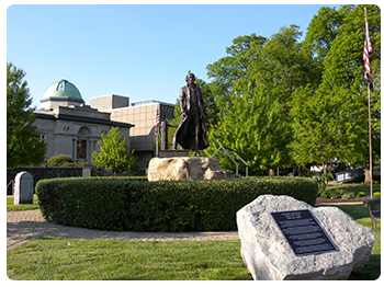 A Photo of a statue of Thomas Jefferson in Warder Park - Jeffersonville Indiana